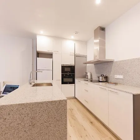 Bravissimo Ciutadans, Comfortable 3-Bedroom Apartment Girona Exterior photo