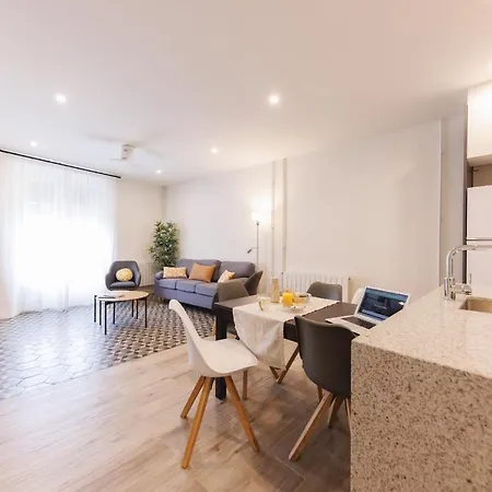 Bravissimo Ciutadans, Comfortable 3-Bedroom Apartment Girona Exterior photo