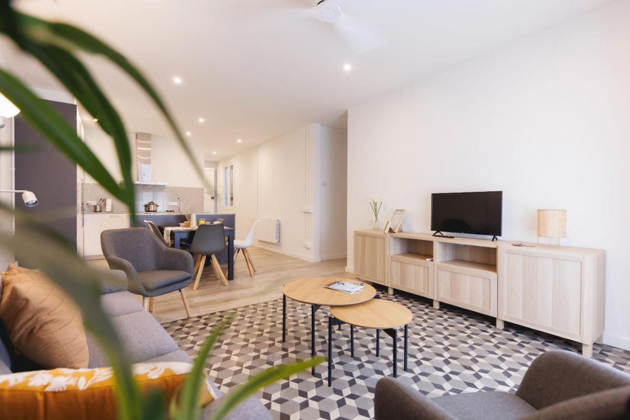 Bravissimo Ciutadans, Comfortable 3-bedroom Appartamento *